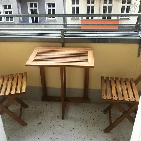 Sunny Studio At Wismarplatz Apartment Berlin